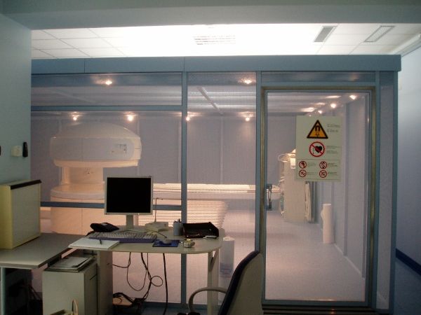 An inspection room is made of micro expanded metal foil.